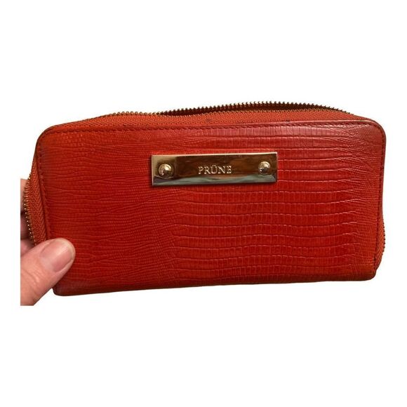 Prune Rust Leather Zip Around Wallet - Picture 1 of 9